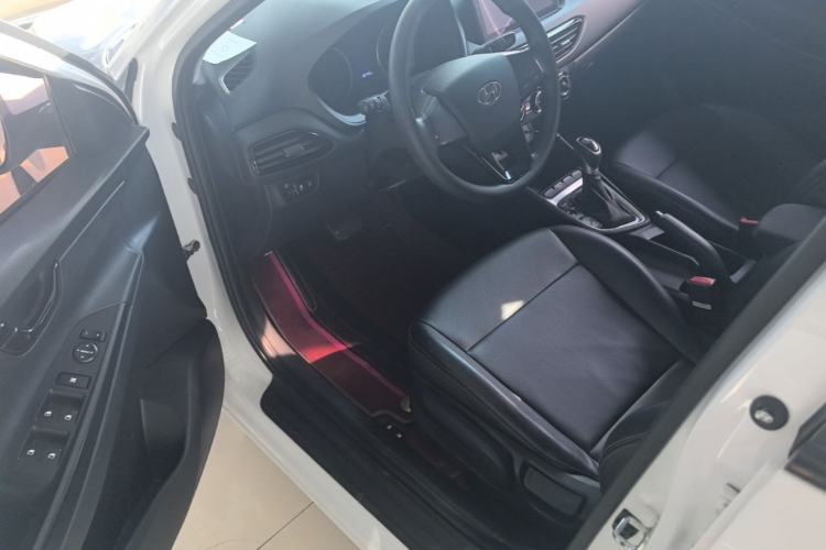 Used Hyundai Celesta 2018 1.6L Automatic GL Enjoyment Edition China VI compliant Driver Seat