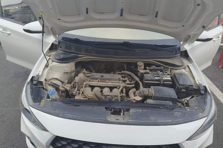 Used Hyundai Celesta 2018 1.6L Automatic GL Enjoyment Edition China VI compliant Engine Bay