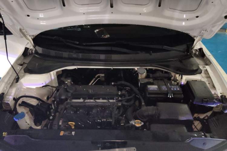 Used Hyundai Celesta 2018 1.6L Automatic GL Enjoyment Version China V Standard Engine Bay