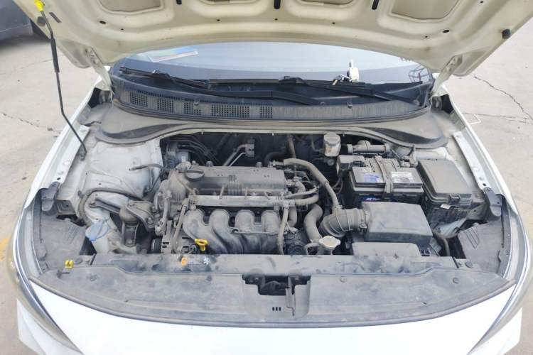 Used Hyundai Celesta 2018 1.6L Automatic GL Enjoyment Version China V Standard Engine Bay