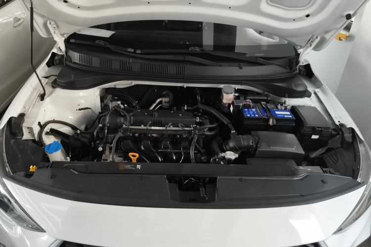 Used Hyundai Celesta 2018 1.6L Automatic GL Enjoyment Version China V Standard Engine Bay
