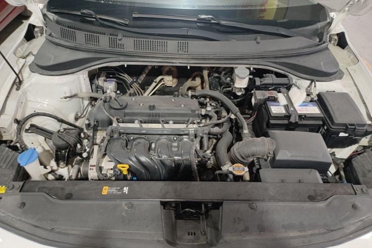 Used Hyundai Celesta 2018 1.6L Automatic GL Enjoyment Edition China VI compliant Engine Bay