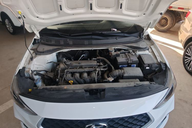 Used Hyundai Celesta 2018 1.6L Automatic GL Enjoyment Version China V Standard Engine Bay