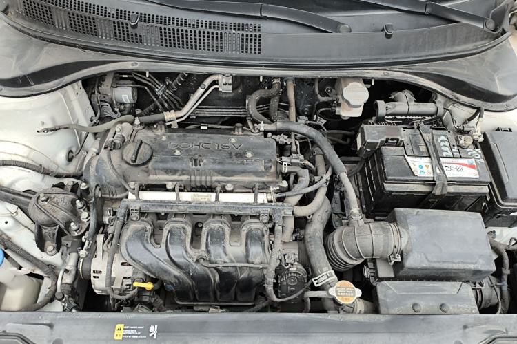 Used Hyundai Celesta 2018 1.6L Automatic GL Enjoyment Edition China VI compliant Engine Bay