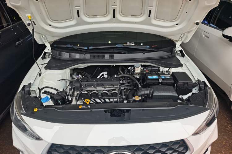 Used Hyundai Celesta 2018 1.6L Automatic GL Enjoyment Version China V Standard Engine Bay