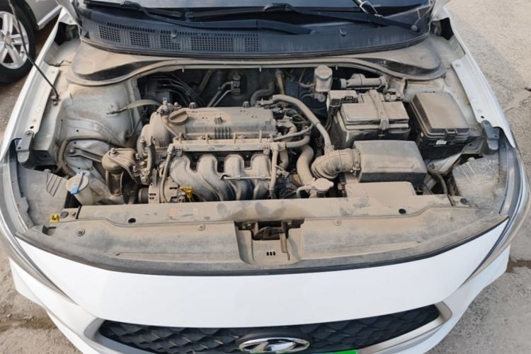 Used Hyundai Celesta 2018 1.6L Automatic GL Enjoyment Edition China VI compliant Engine Bay