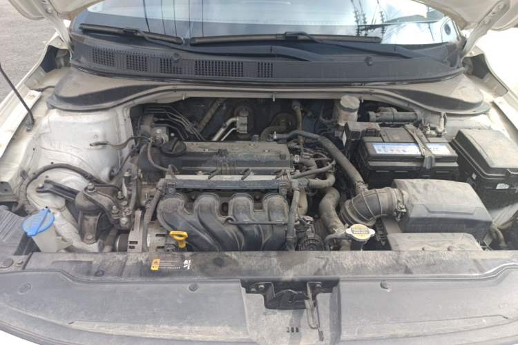Used Hyundai Celesta 2018 1.6L Automatic GL Enjoyment Edition China VI compliant Engine Bay