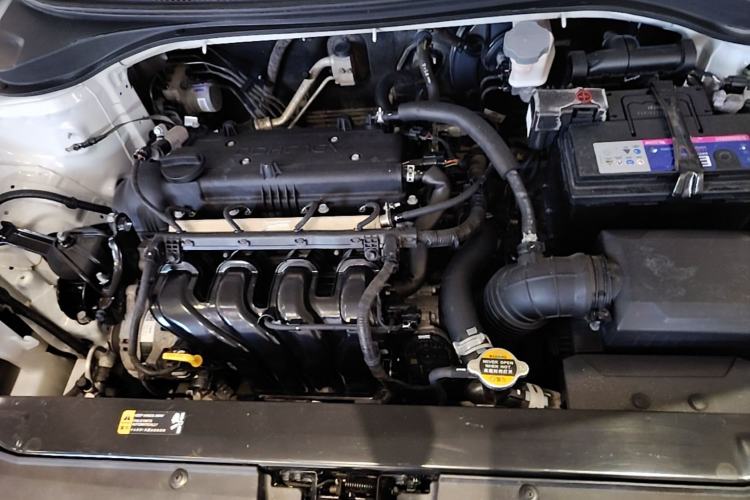 Used Hyundai Celesta 2018 1.6L Automatic GL Enjoyment Edition China VI compliant Engine Bay