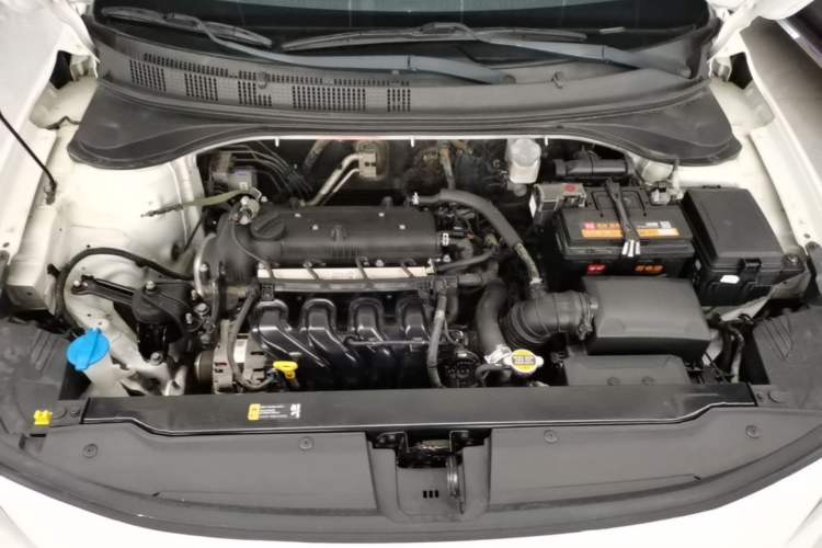 Used Hyundai Celesta 2018 1.6L Automatic GL Enjoyment Edition China VI compliant Engine Bay