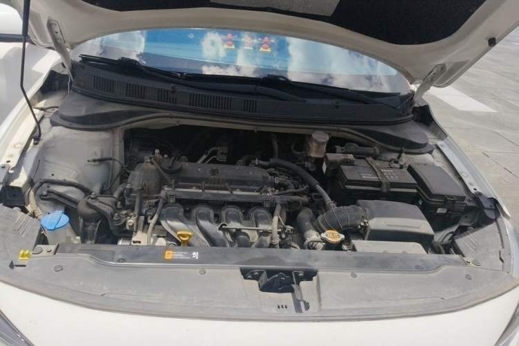 Used Hyundai Celesta 2018 1.6L Automatic GL Enjoyment Version China V Standard Engine Bay