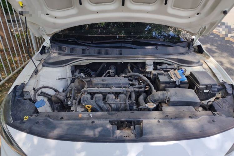 Used Hyundai Celesta 2018 1.6L Automatic GL Enjoyment Version China V Standard Engine Bay