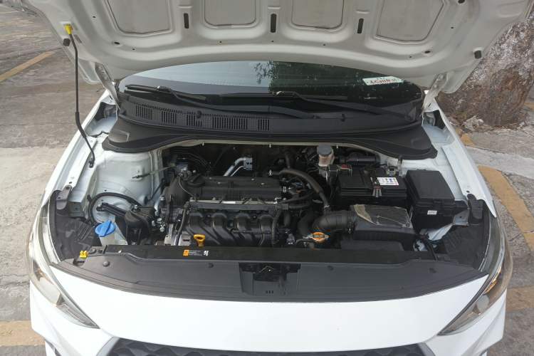 Used Hyundai Celesta 2018 1.6L Automatic GL Enjoyment Version China V Standard Engine Bay