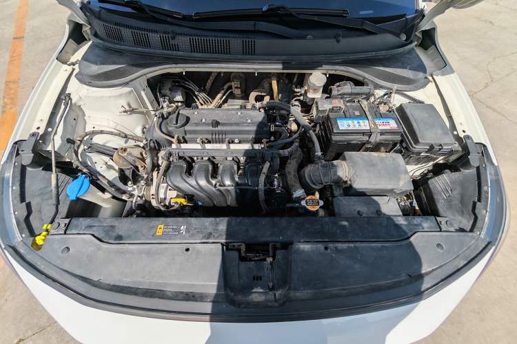 Used Hyundai Celesta 2018 1.6L Automatic GL Enjoyment Edition China VI compliant Engine Bay