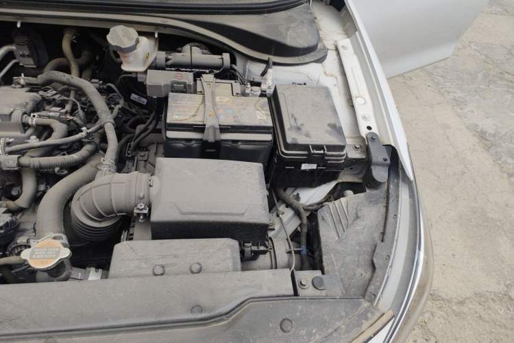 Used Hyundai Celesta 2018 1.6L Automatic GL Enjoyment Edition China VI compliant Engine Bay Left
