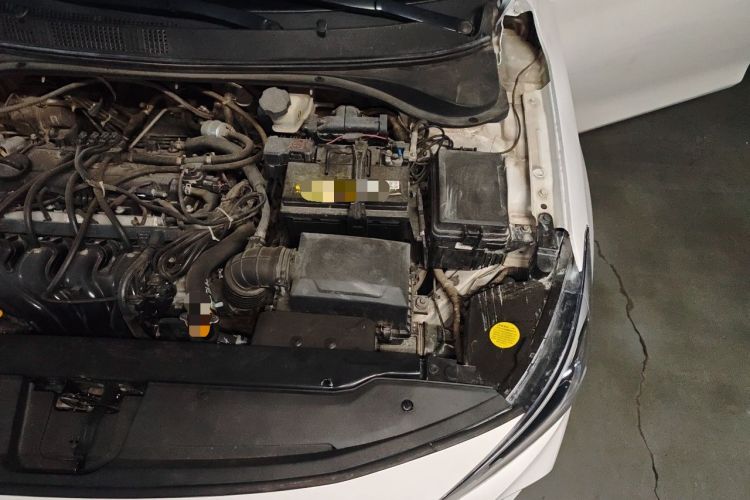 Used Hyundai Celesta 2018 1.6L Automatic Enjoyment Version GLS China VI Standard Engine Bay Left