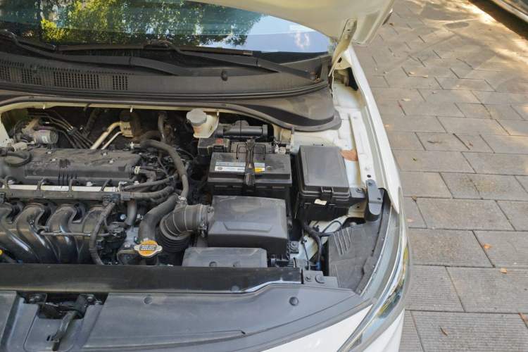 Used Hyundai Celesta 2018 1.6L Automatic GL Enjoyment Edition China VI compliant Engine Bay Left