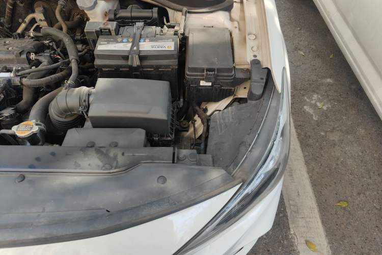 Used Hyundai Celesta 2018 1.6L Automatic GL Enjoyment Version China V Standard Engine Bay Left