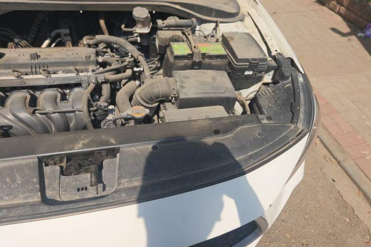 Used Hyundai Celesta 2018 1.6L Automatic GL Enjoyment Edition China VI compliant Engine Bay Left