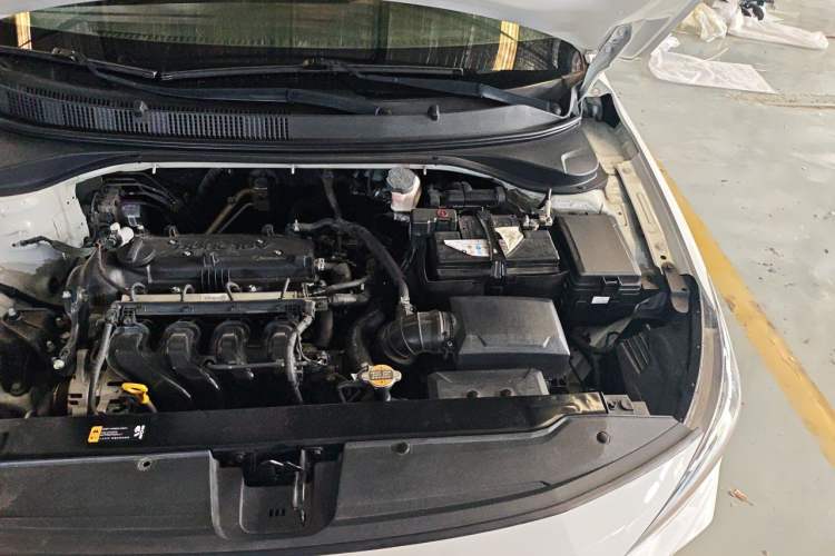 Used Hyundai Celesta 2018 1.6L Automatic GL Enjoyment Edition China VI compliant Engine Bay Left
