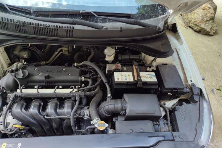 Used Hyundai Celesta 2018 1.6L Automatic GL Enjoyment Edition China VI compliant Engine Bay Left