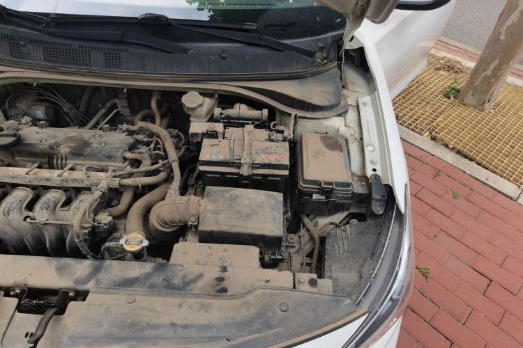 Used Hyundai Celesta 2018 1.6L Automatic GL Enjoyment Edition China VI compliant Engine Bay Left
