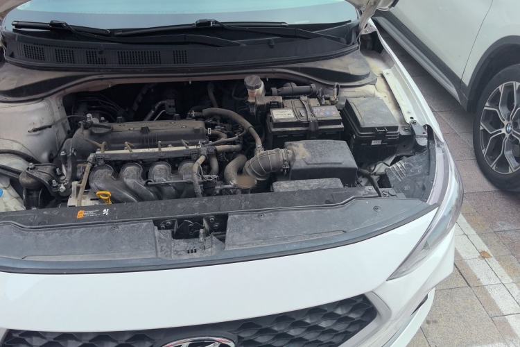 Used Hyundai Celesta 2018 1.6L Automatic GL Enjoyment Edition China VI compliant Engine Bay Left