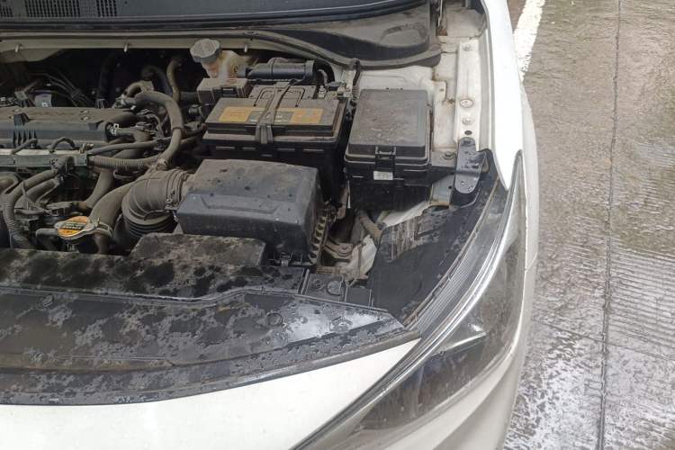 Used Hyundai Celesta 2018 1.6L Automatic GL Enjoyment Edition China VI compliant Engine Bay Left