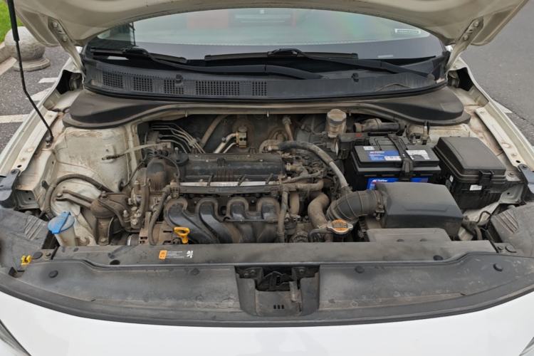 Used Hyundai Celesta 2018 1.6L Automatic GL Enjoyment Version China V Standard Engine Bay