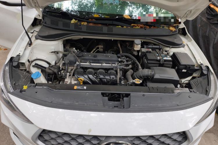 Used Hyundai Celesta 2018 1.6L Automatic GL Enjoyment Edition China VI compliant Engine Bay