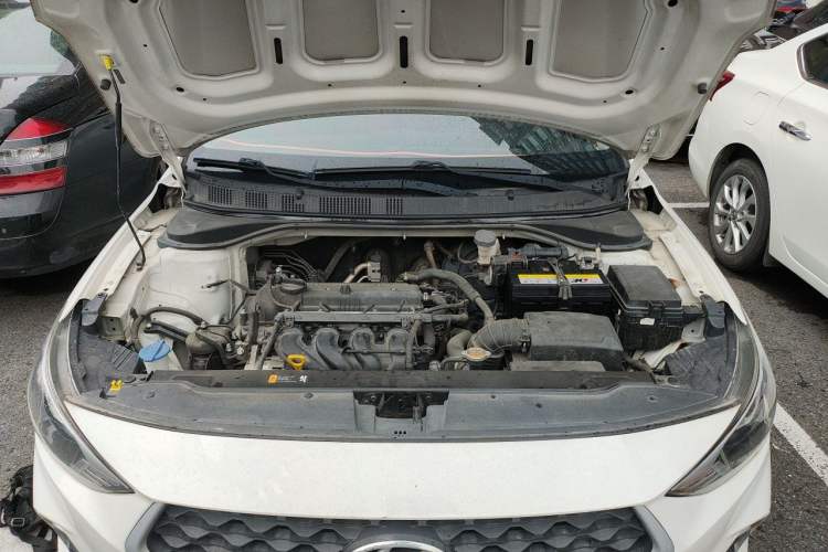 Used Hyundai Celesta 2018 1.6L Automatic GL Enjoyment Version China V Standard Engine Bay