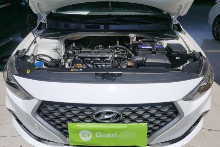Used Hyundai Celesta 2018 1.6L Automatic GL Enjoyment Edition China VI compliant Engine Bay