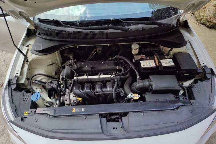 Used Hyundai Celesta 2018 1.6L Automatic GL Enjoyment Edition China VI compliant Engine Bay