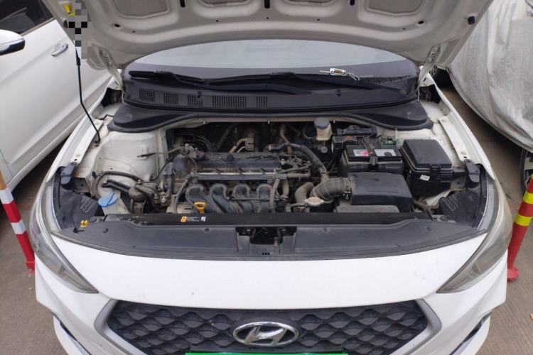 Used Hyundai Celesta 2018 1.6L Automatic GL Enjoyment Version China V Standard Engine Bay