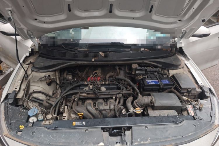 Used Hyundai Celesta 2018 1.6L Automatic GL Enjoyment Edition China VI compliant Engine Bay