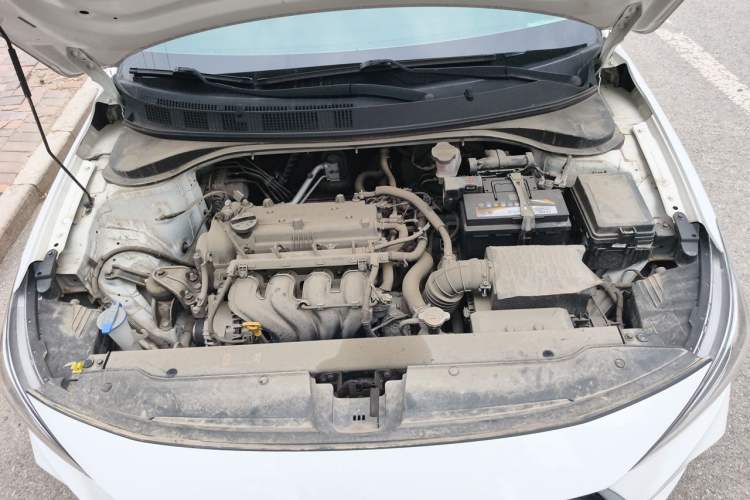 Used Hyundai Celesta 2018 1.6L Automatic GL Enjoyment Edition China VI compliant Engine Bay