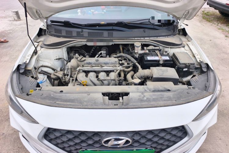 Used Hyundai Celesta 2018 1.6L Automatic GL Enjoyment Version China V Standard Engine Bay