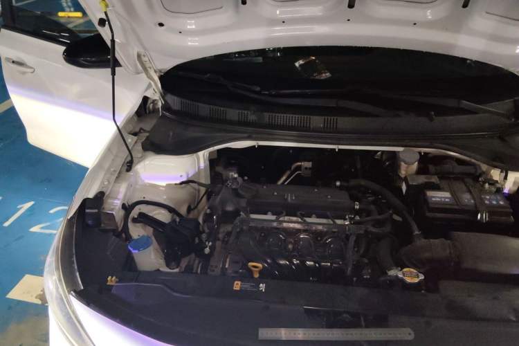 Used Hyundai Celesta 2018 1.6L Automatic GL Enjoyment Version China V Standard Engine Bay Right