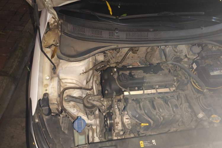Used Hyundai Celesta 2018 1.6L Automatic GL Enjoyment Version China V Standard Engine Bay Right