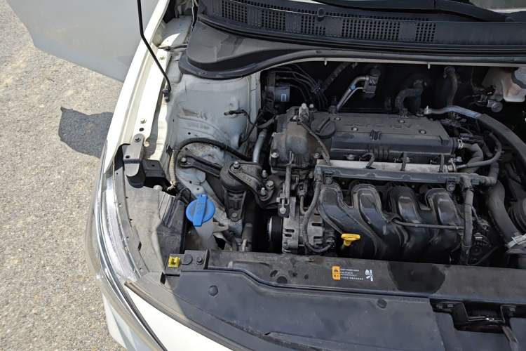 Used Hyundai Celesta 2018 1.6L Automatic GL Enjoyment Version China V Standard Engine Bay Right