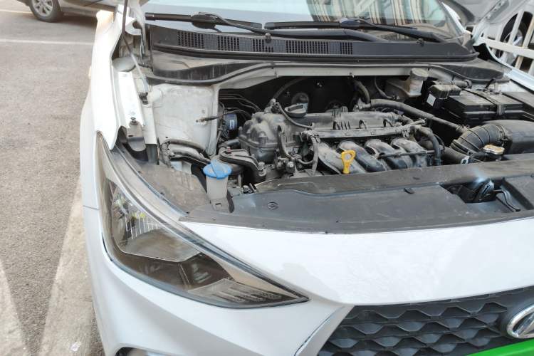 Used Hyundai Celesta 2018 1.6L Automatic GL Enjoyment Version China V Standard Engine Bay Right