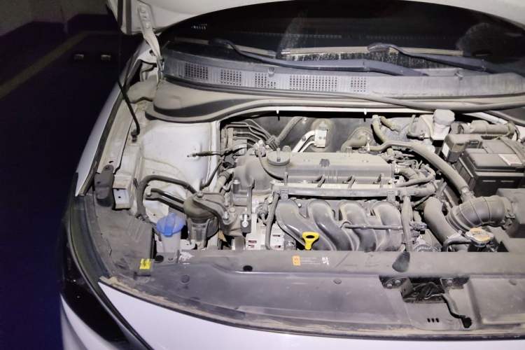 Used Hyundai Celesta 2018 1.6L Automatic GL Enjoyment Edition China VI compliant Engine Bay Right
