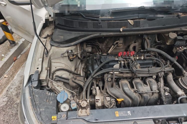 Used Hyundai Celesta 2018 1.6L Automatic GL Enjoyment Edition China VI compliant Engine Bay Right