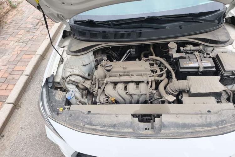 Used Hyundai Celesta 2018 1.6L Automatic GL Enjoyment Edition China VI compliant Engine Bay Right