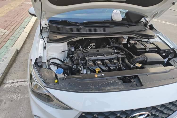 Used Hyundai Celesta 2018 1.6L Automatic GL Enjoyment Version China V Standard Engine Bay Right
