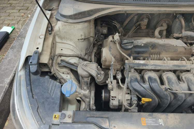 Used Hyundai Celesta 2018 1.6L Automatic GL Enjoyment Version China V Standard Engine Bay Right