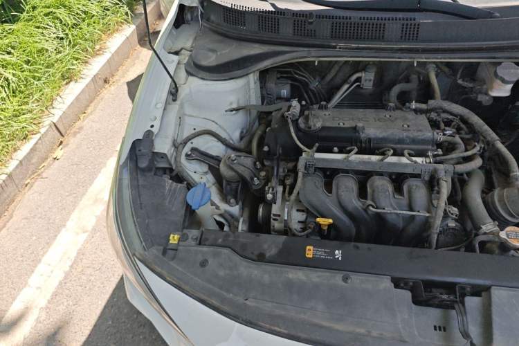 Used Hyundai Celesta 2018 1.6L Automatic GL Enjoyment Edition China VI compliant Engine Bay Right