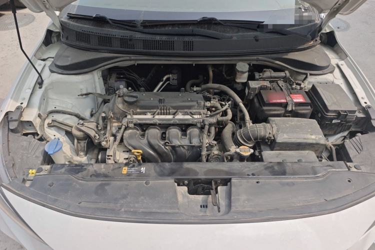 Used Hyundai Celesta 2018 1.6L Automatic GL Enjoyment Edition China VI compliant Engine Bay