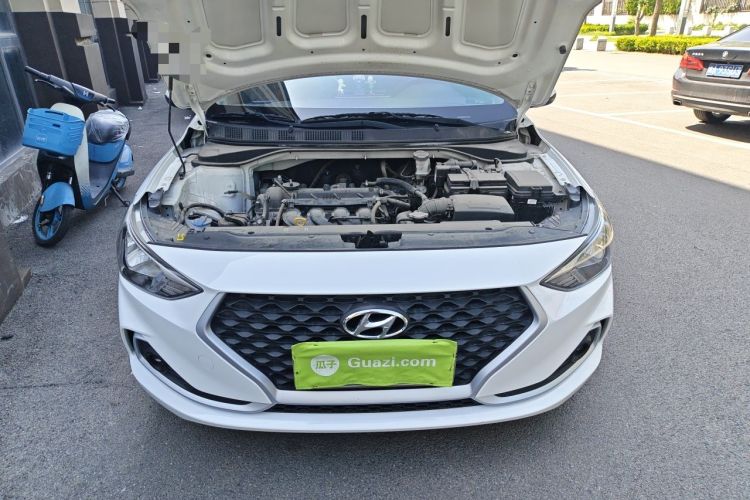 Used Hyundai Celesta 2018 1.6L Automatic GL Enjoyment Edition China VI compliant Engine Bay