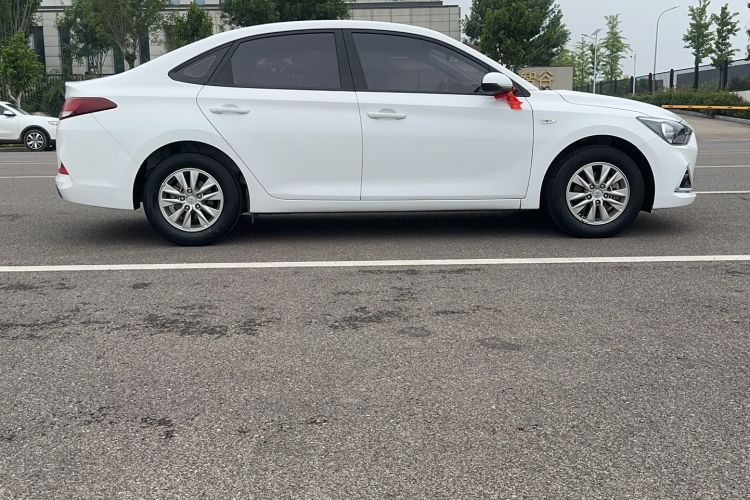 Used Hyundai Celesta 2018 1.6L Automatic GL Enjoyment Edition China VI compliant Exterior 1