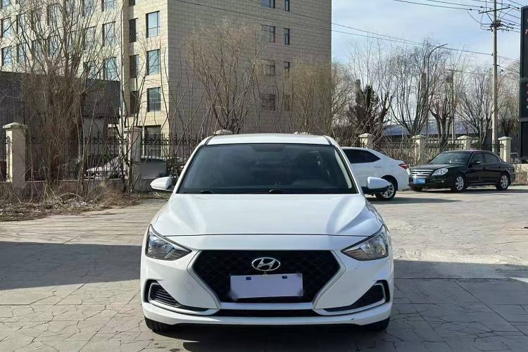 Used Hyundai Celesta 2018 1.6L Automatic GL Enjoyment Version China V Standard Exterior 1